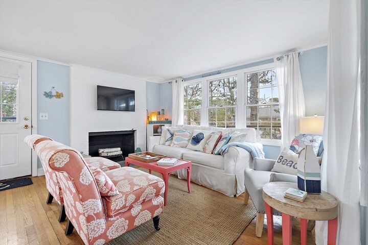 Property Photo: 37 Glendon Way MA 02659