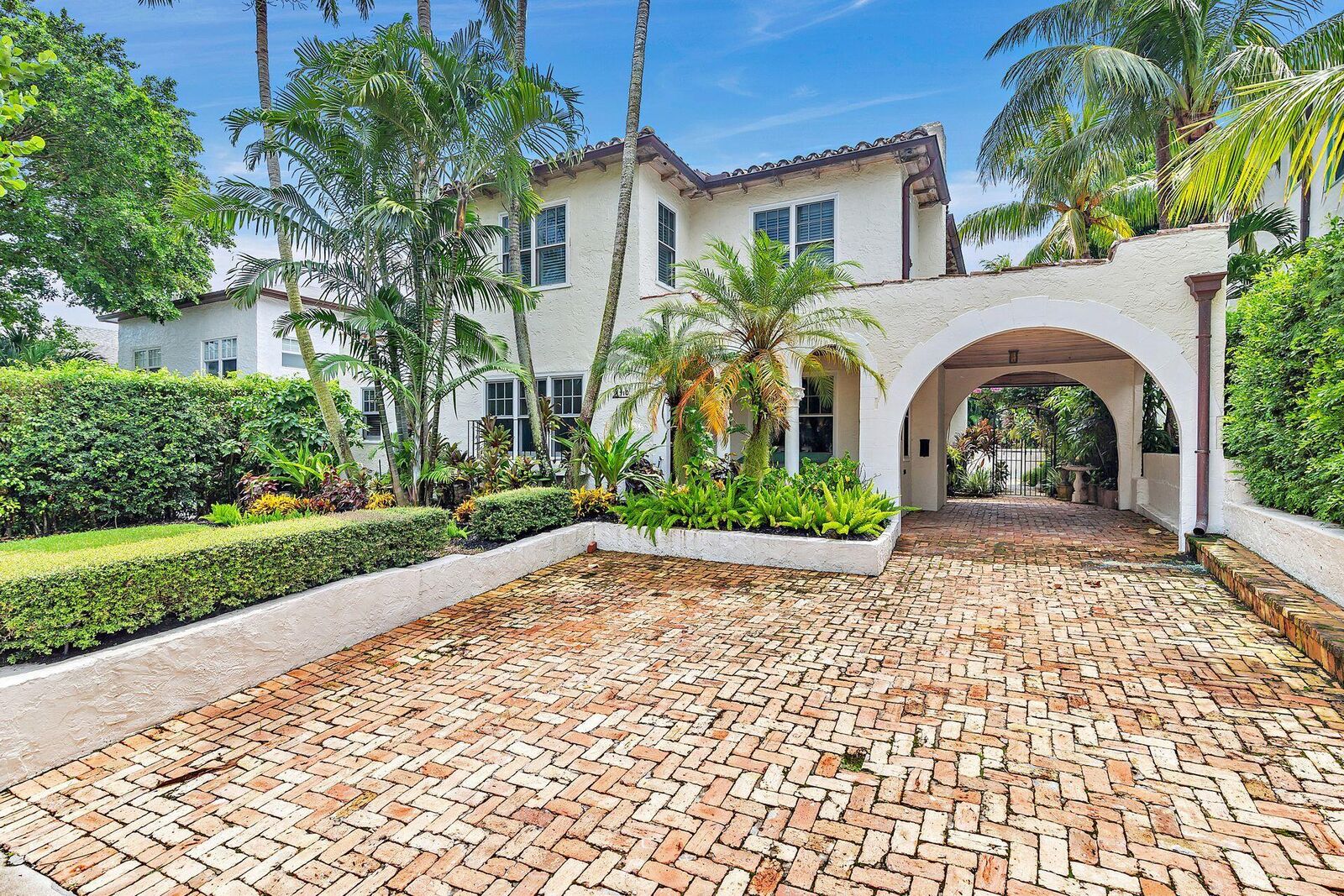 Property Photo:  710 Claremore Drive  FL 33401 