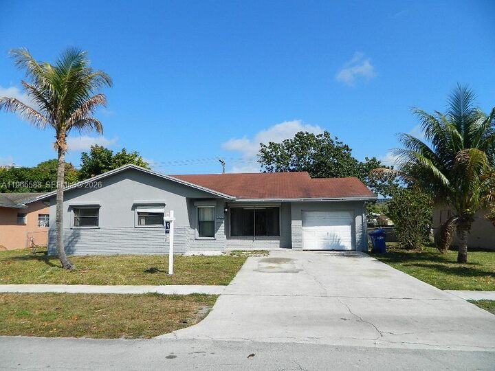 Property Photo:  4781 NW 19th Ct 4781  FL 33313 