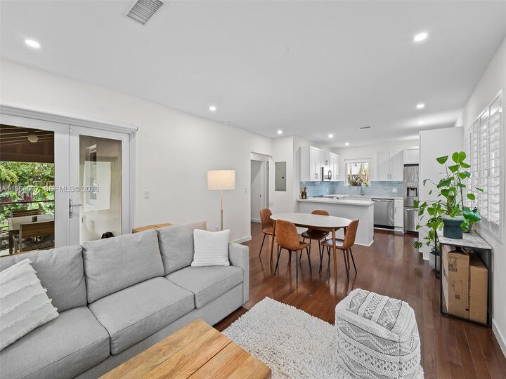 Property Photo:  4148 Ventura Ave 0  FL 33133 