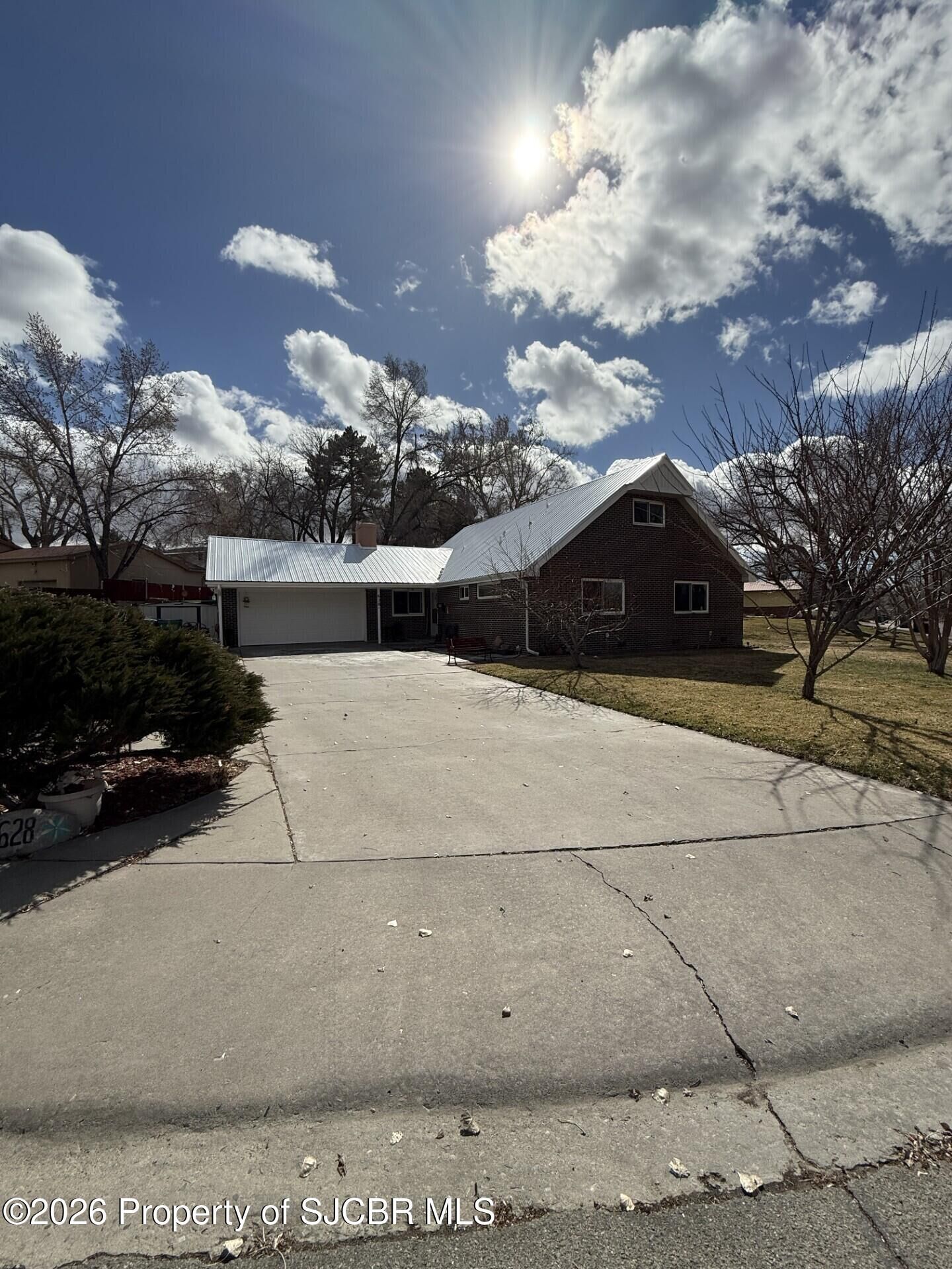 Property Photo:  628 N Gladeview Drive  NM 87401 