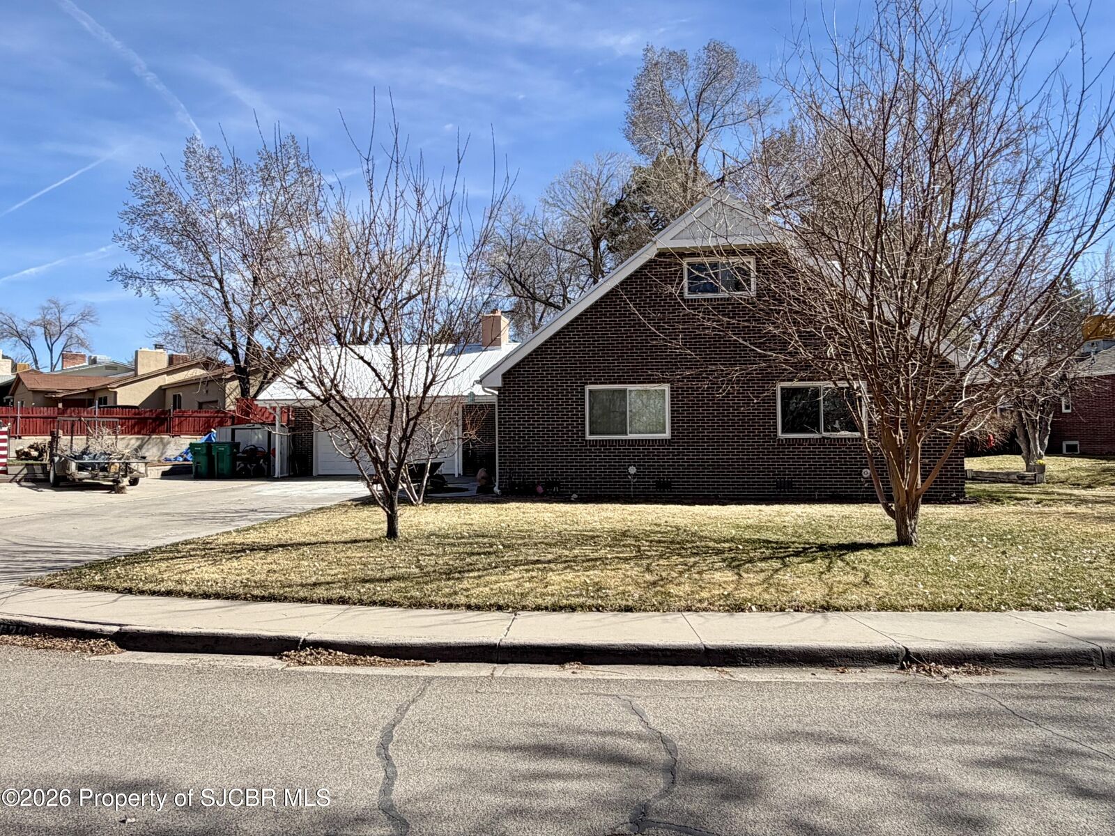 Property Photo:  628 N Gladeview Drive  NM 87401 