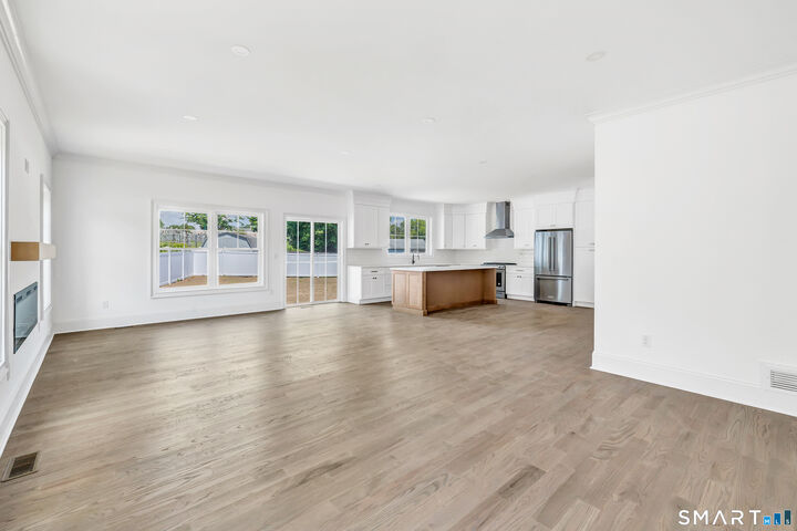 Property Photo:  27 Suzanne Circle  CT 06825 