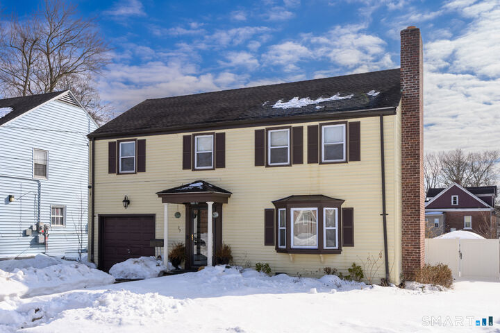 Property Photo:  39 Burlington Street  CT 06112 