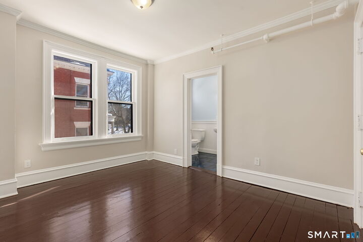 Property Photo:  360 Farmington Avenue 5  CT 06105 