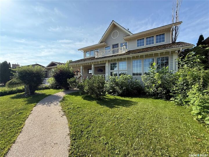 Property Photo: 1219 River Street E SK S6V 0B7