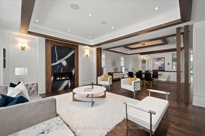 Property Photo: 185 Maxome Avenue ON M2M 3L1