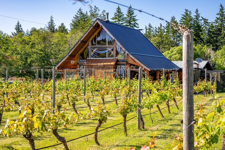 Property Photo: 1885 Central Rd BC V0R 1Z0