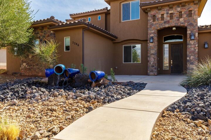 Property Photo: 2706 E 3800 S UT 84790