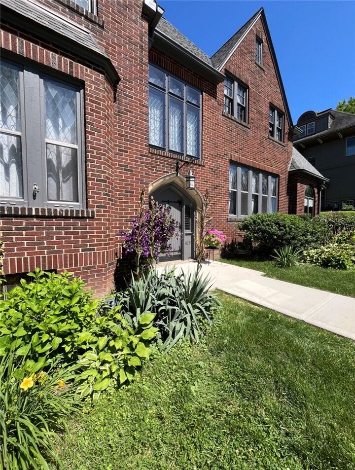 Property Photo:  419 N Main St  PA 15601 