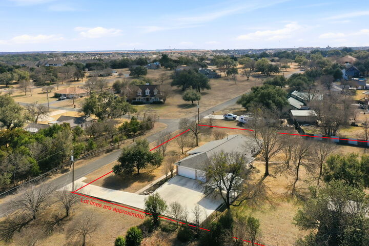 Property Photo:  306 Starview Drive  TX 78628 