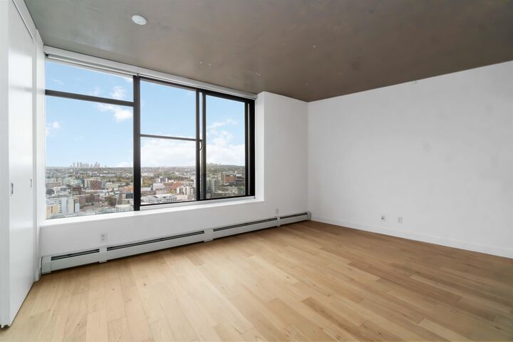 Property Photo:  108 W Cordova Street 2803  BC V6B 0G5 