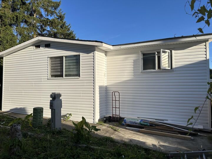 Property Photo: 201 Cayer Street 212 BC V3K 5A9