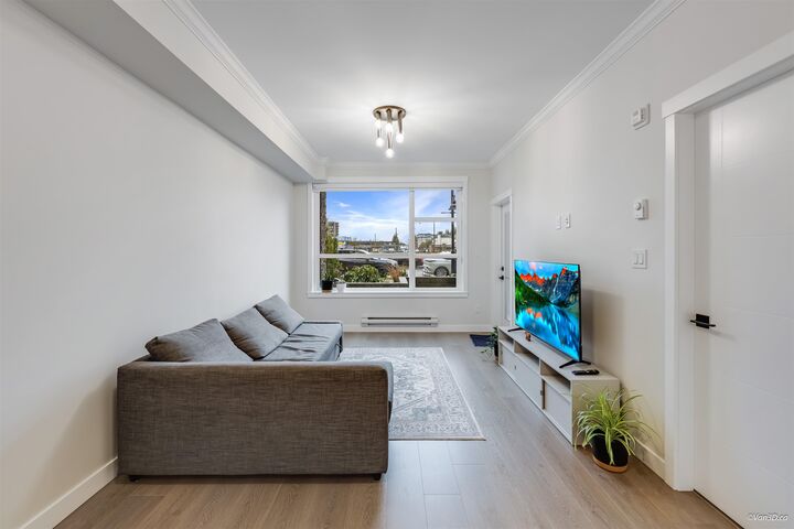 Property Photo:  12109 223 Street 111  BC V2X 6X1 