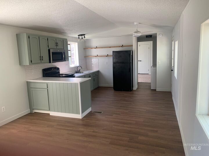 Property Photo: 813 Long Valley St ID 83687