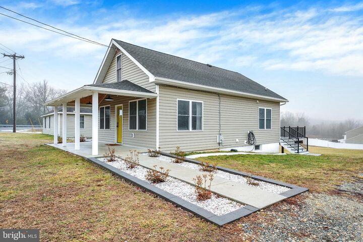 Property Photo:  23 Old Bayview Road  MD 21901 