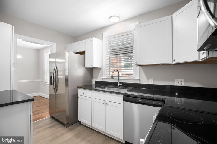 Property Photo: 1213 Stafford Avenue VA 22401