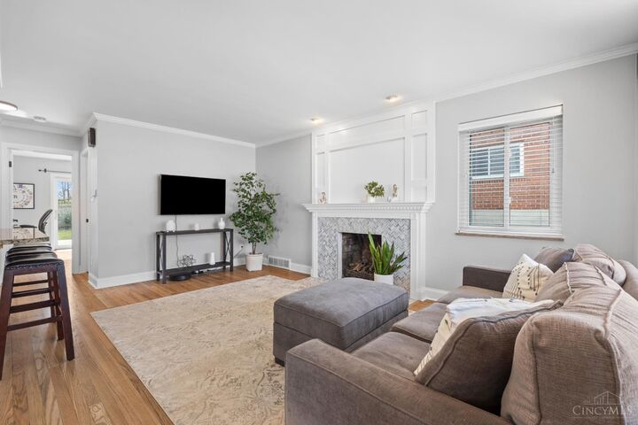 Property Photo: 1231 Meriweather Avenue OH 45208