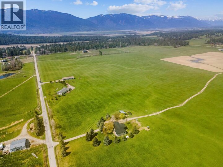 Property Photo: 2372 20th Street BC V0B 1G2