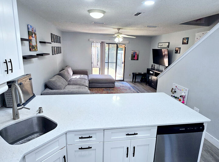 Property Photo: 11 NW Poulton Drive Unit E FL 32548