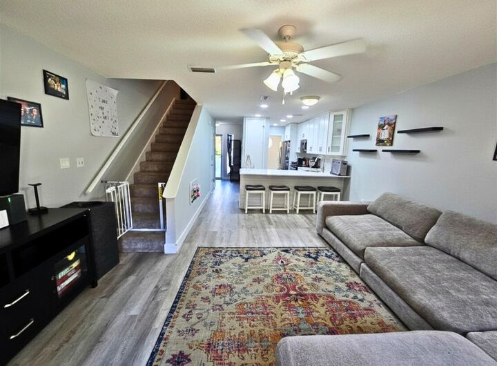 Property Photo: 11 NW Poulton Drive Unit E FL 32548