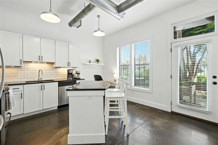 Property Photo: 791 Wylie Street SE 103 GA 30316