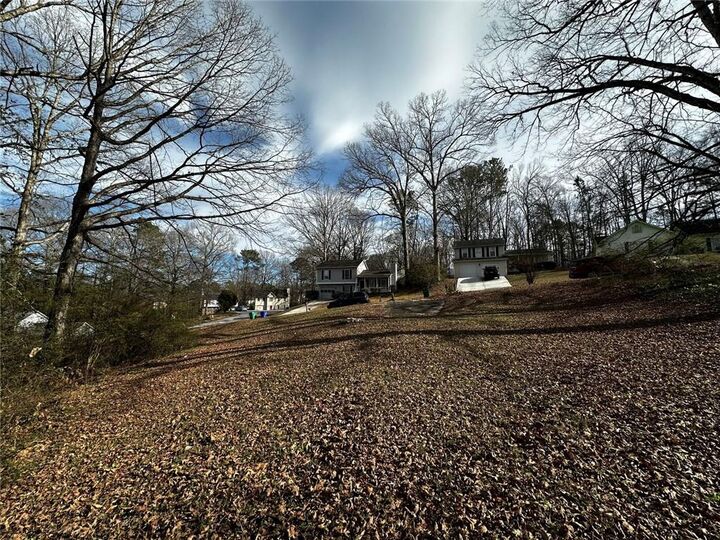 Property Photo:  5566 La Fleur Trail  GA 30038 