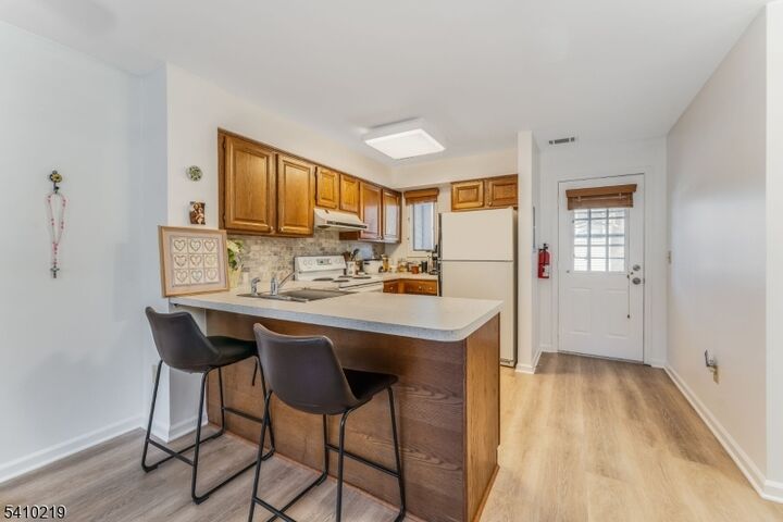 Property Photo: 7 Westchester Ter NJ 08801