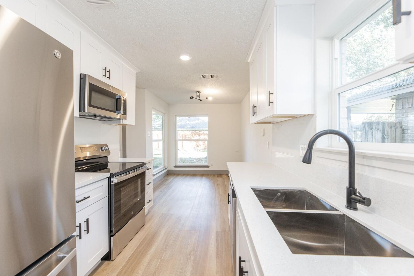 Property Photo:  5719 Flax Bourton Street  TX 77346 