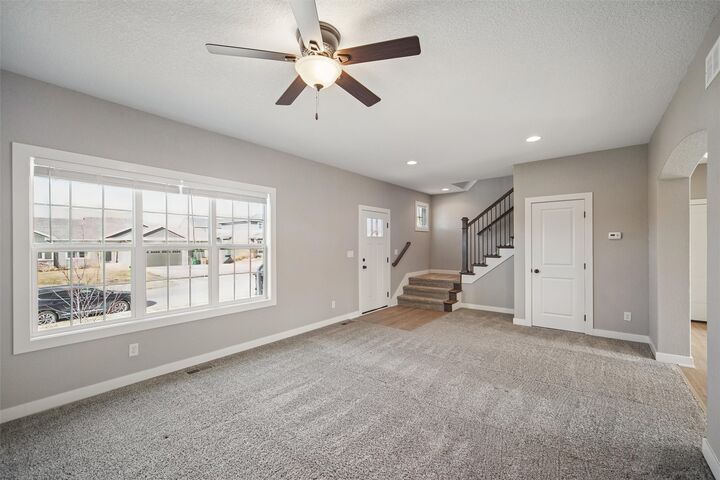 Property Photo:  961 Bridgeview Street  IA 50226 