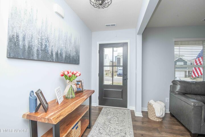 Property Photo: 2112 Glen Creek Rd TN 37924