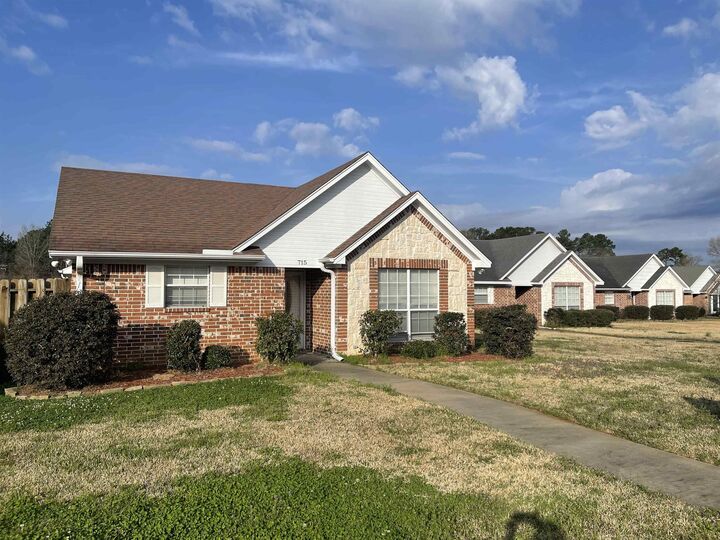 Property Photo:  715 University  TX 75633 