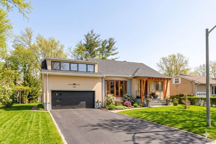 Property Photo:  719 Wilmot Road  NY 10583 