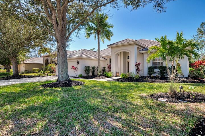 Property Photo:  14218 Silver Lakes Circle  FL 33953 