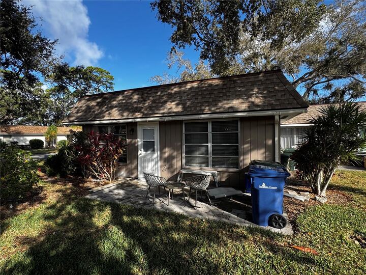 Property Photo: 1335 Glendale Circle W 217 FL 34232