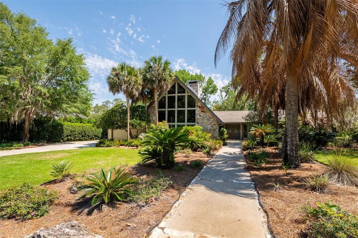 Property Photo: 6519 SW 37th Way FL 32608
