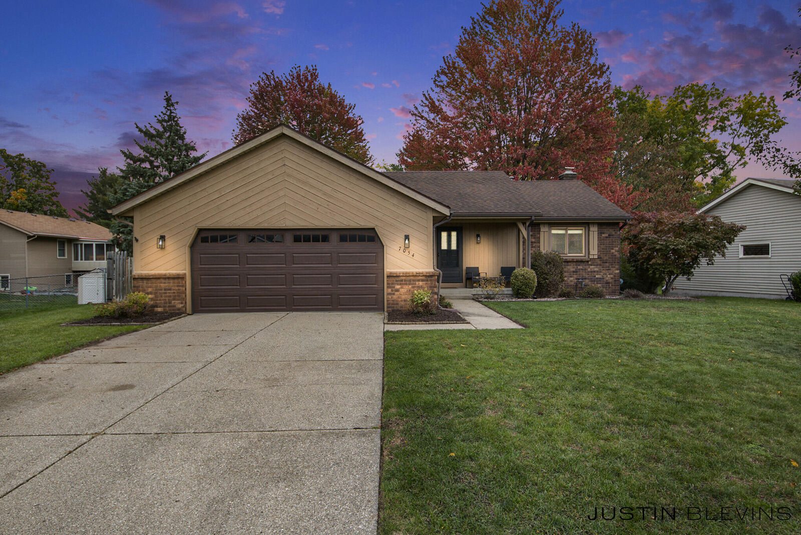 Property Photo: 7054 Olde Farm Drive MI 49428