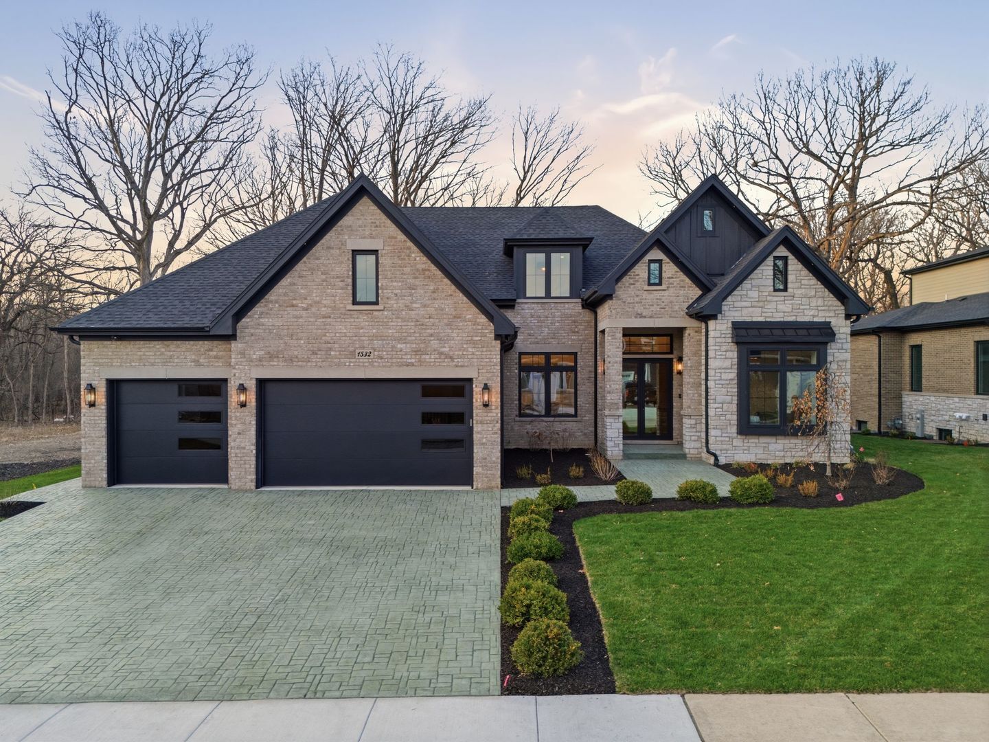 Property Photo:  1532 Linden Circle  IL 60439 