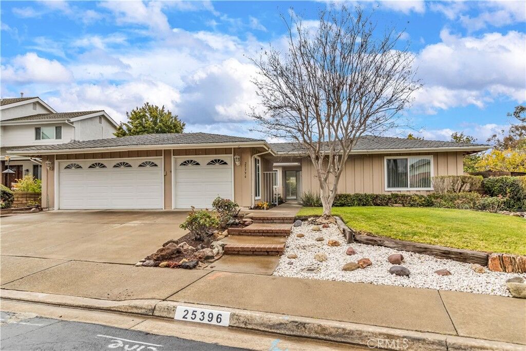 Property Photo:  25396 Shawnee  CA 92630 