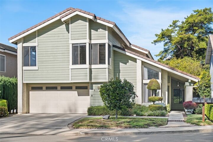 Property Photo:  27 Alameda  CA 92620 