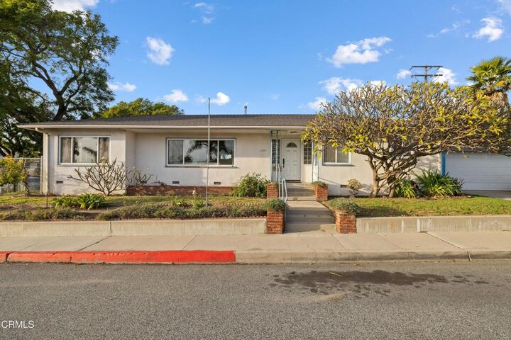 Property Photo:  3405 Loma Vista Road  CA 93003 