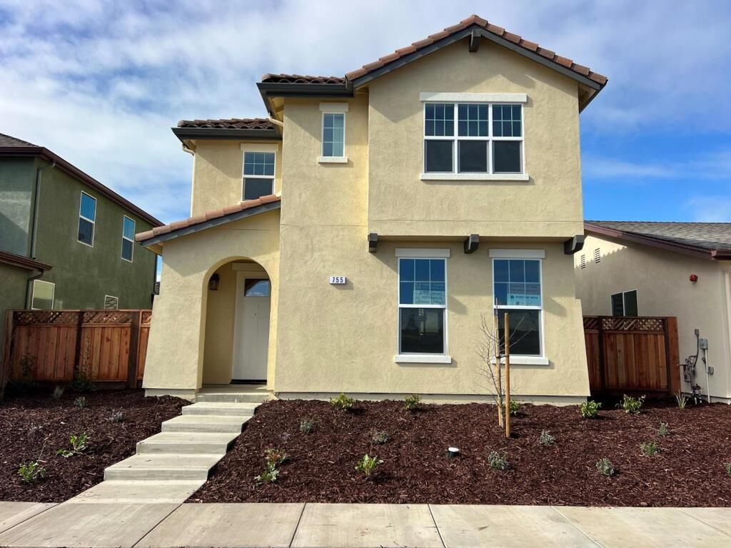 Property Photo:  755 Aurora Way  CA 93930 