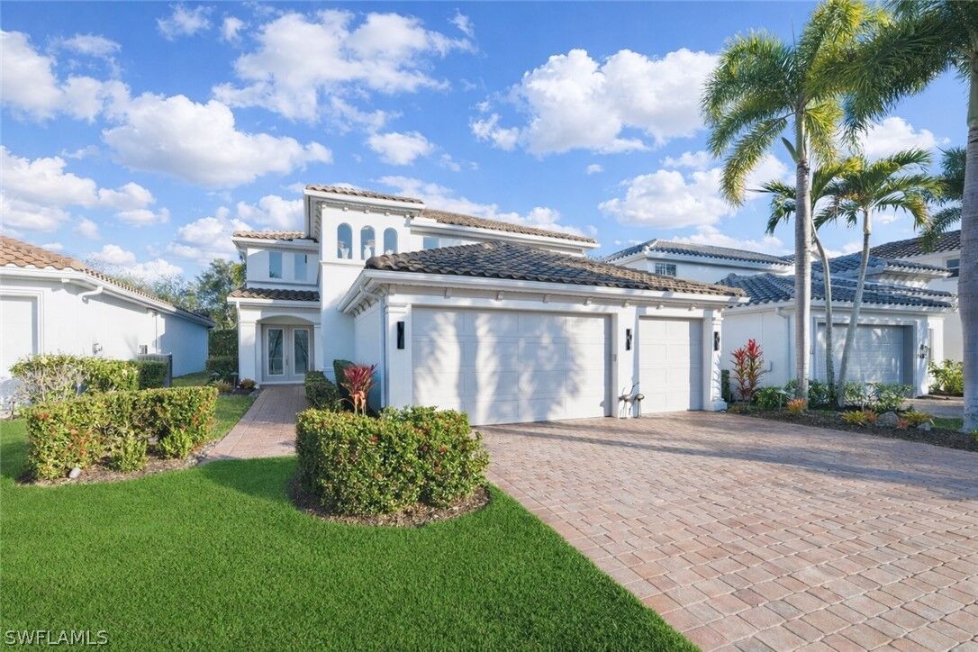 Property Photo:  5686 Lago Villaggio Way  FL 34104 