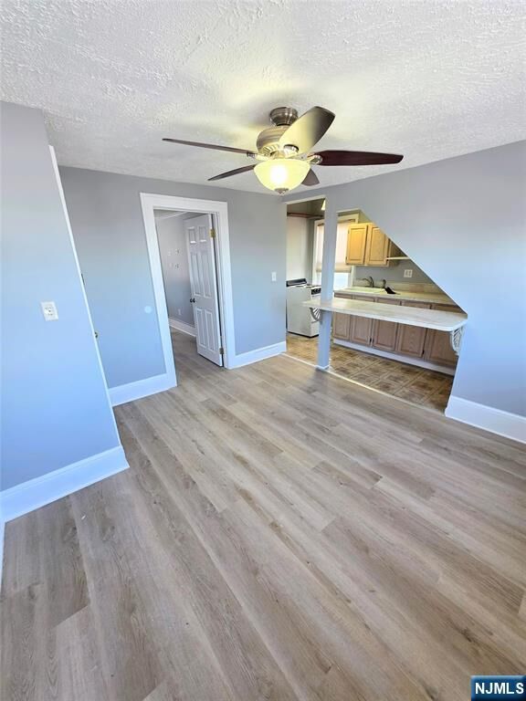 Property Photo:  245 Beech Street 3rd Floor  NJ 07032 