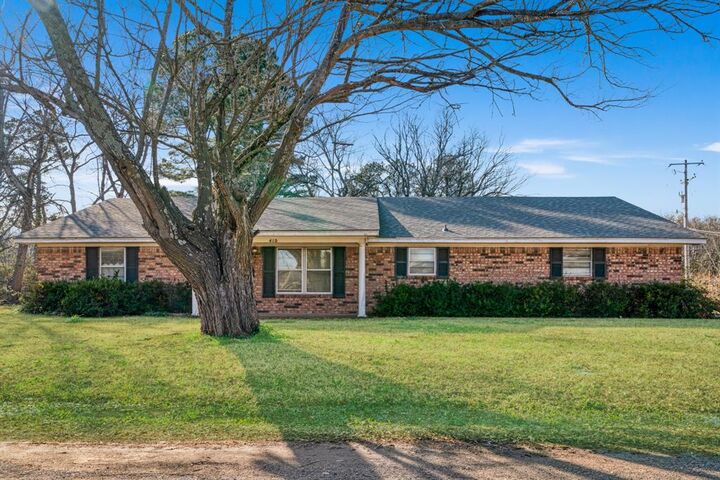 Property Photo: 410 S Bois Darc Street TX 75416