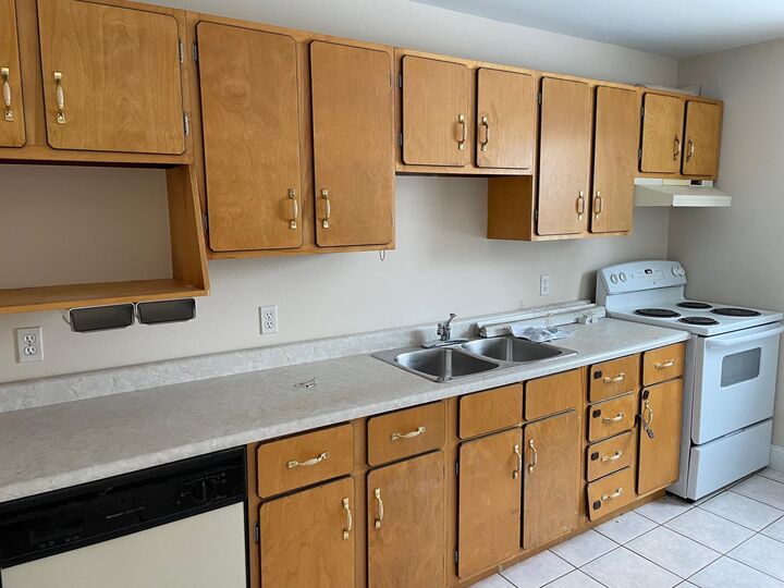 Property Photo: 16 Belvedere Avenue PE C1A 6A8