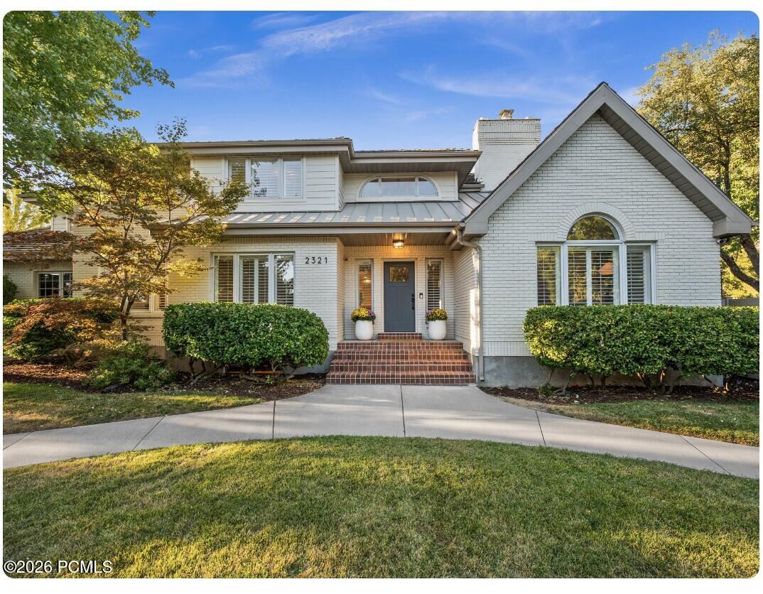 Property Photo:  2321 E Wrenhaven Lane  UT 84121 