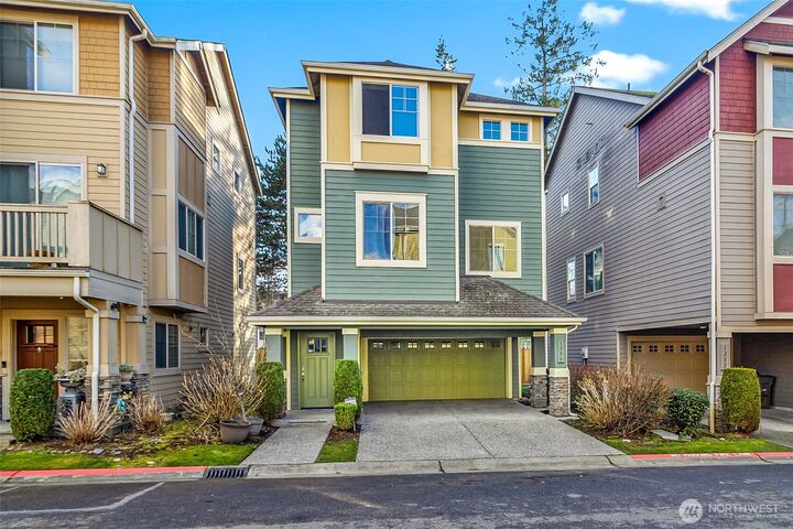 Property Photo: 1206 100th Court SE 11 WA 98208