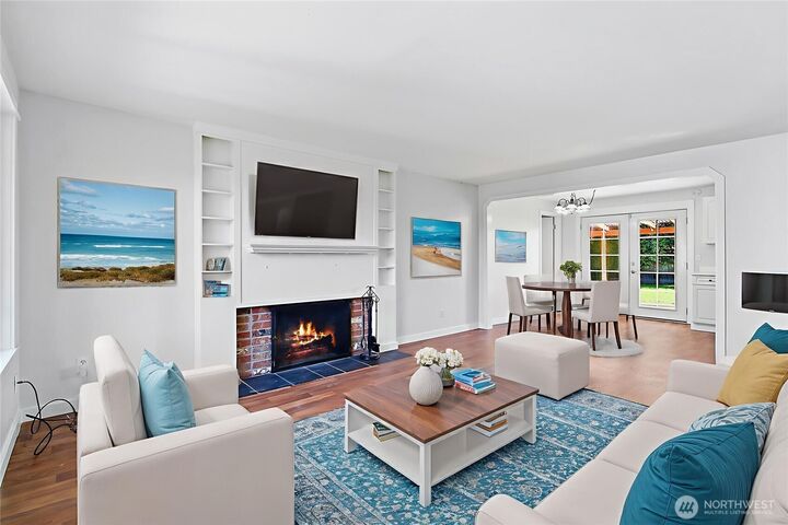 Property Photo: 21008 125th Avenue SE WA 98031