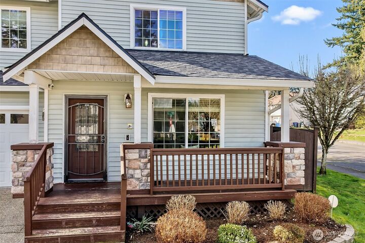 Property Photo:  9604  25th Drive SE  WA 98208 